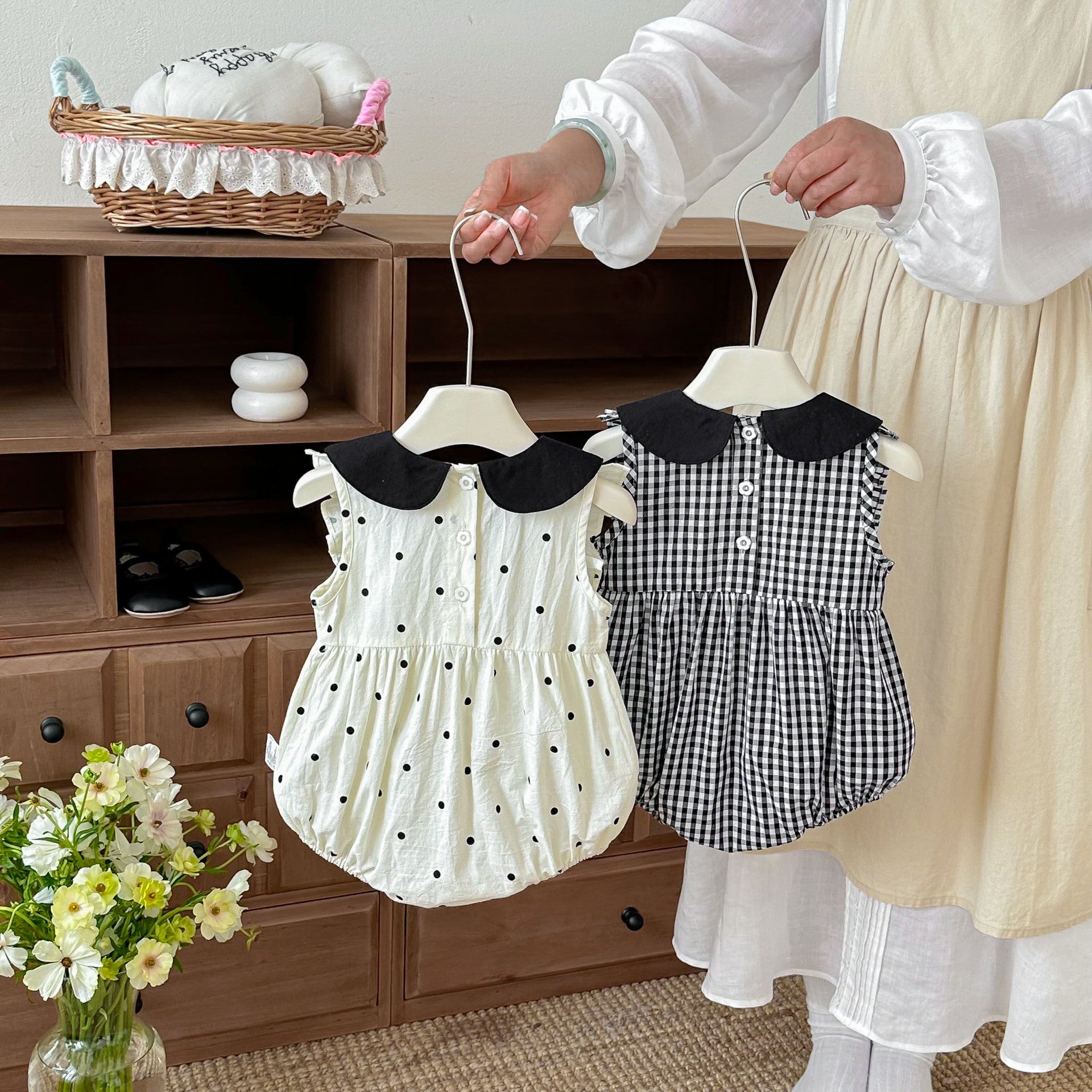 Baby Summer Lightweight Clothes, Sweet Polka Dot and Plaid Girl Baby Vest Onesie, Newborn A-Class Clothing for Summer