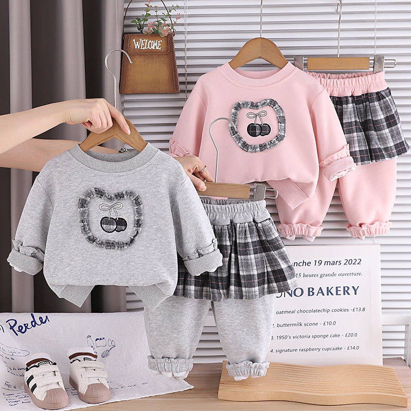 Hoodie long sleeved two-piece set for baby spring and autumn clothes