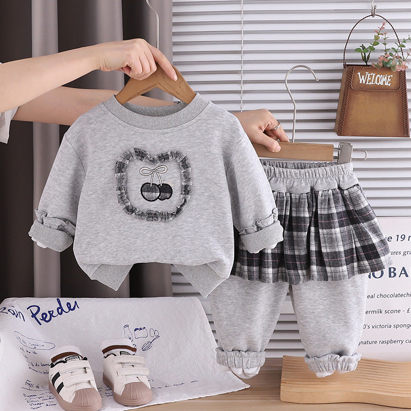 Hoodie long sleeved two-piece set for baby spring and autumn clothes