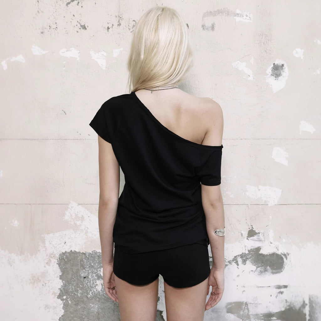 Y2K Dark Style Letter Print Off-Shoulder Loose Short Sleeve T-Shirt Millennium Spicy Girl Street Sexy Backless Hip Hop Top